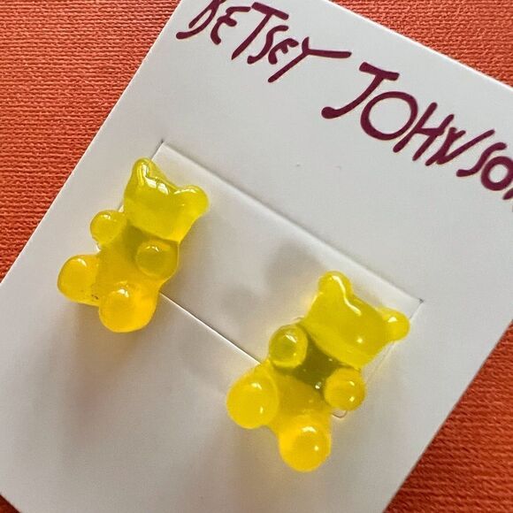 💛 Betsey Johnson lemon yellow gummy bear earrings 💛 - Picture 5 of 5
